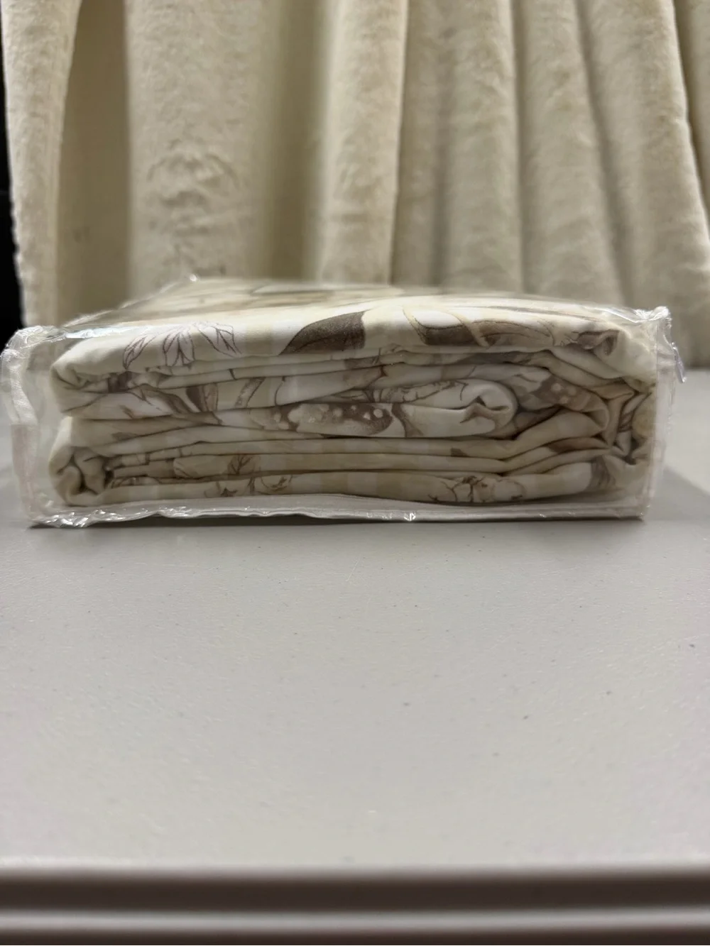 Williams Sonoma Duvet King / California Greek Key Floral Printed Bedding NWT